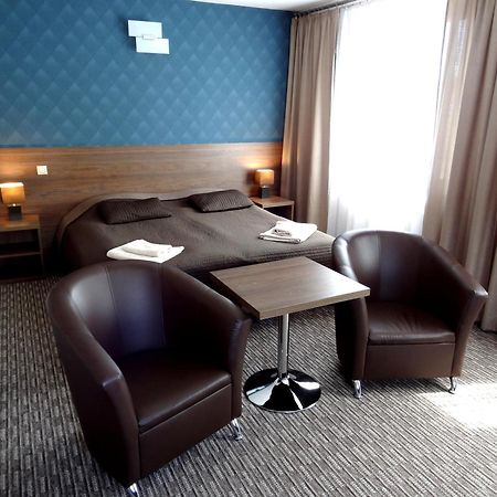 Hotel Krystyna Шчитно Екстериор снимка