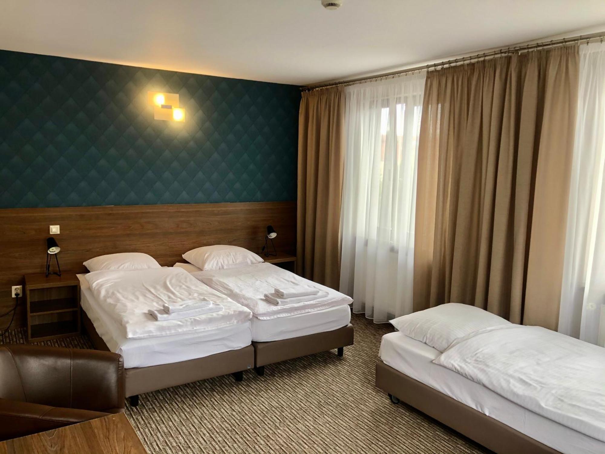 Hotel Krystyna Шчитно Екстериор снимка