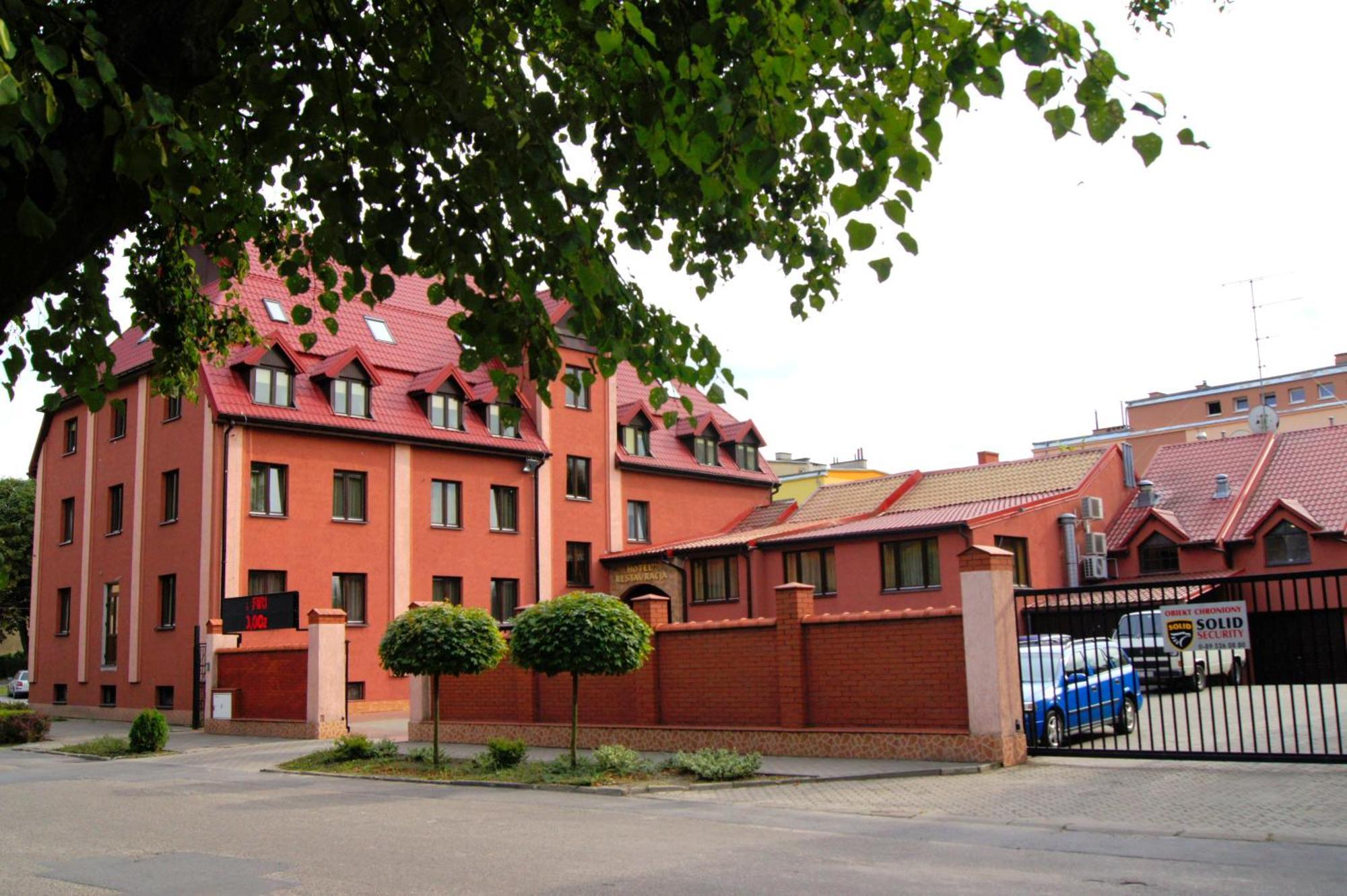 Hotel Krystyna Шчитно Екстериор снимка